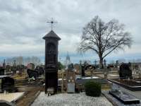 Rašytojo Eduardo Cinzo amžino poilsio vieta Rietavo senosiose kapinėse