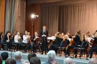 Trejetą M.K. Oginskio polonezų orkestras atliko diriguojant orkestro vadovo  G. Sorokos asistentei Valerijai Ribynskajai. Manto Viržinto fotografija