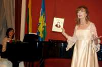 Virginija Kochanskytė pristato naują muzikos natų leidinį- M.K. Oginskio- Kameriniai vokaliniai kūriniai balsui ir fortepijonui. Alvydo Stričkos fotografija